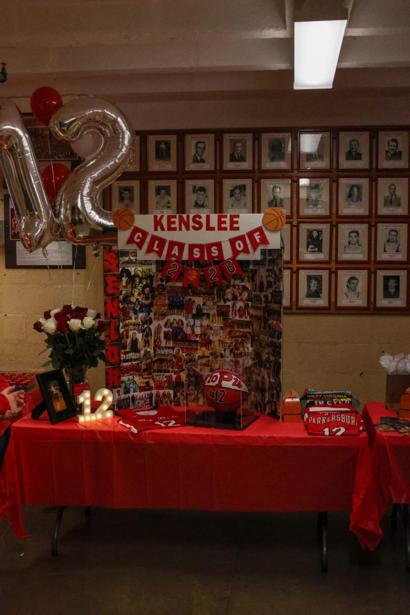 Guard Kenslee LeMasters' senior board.