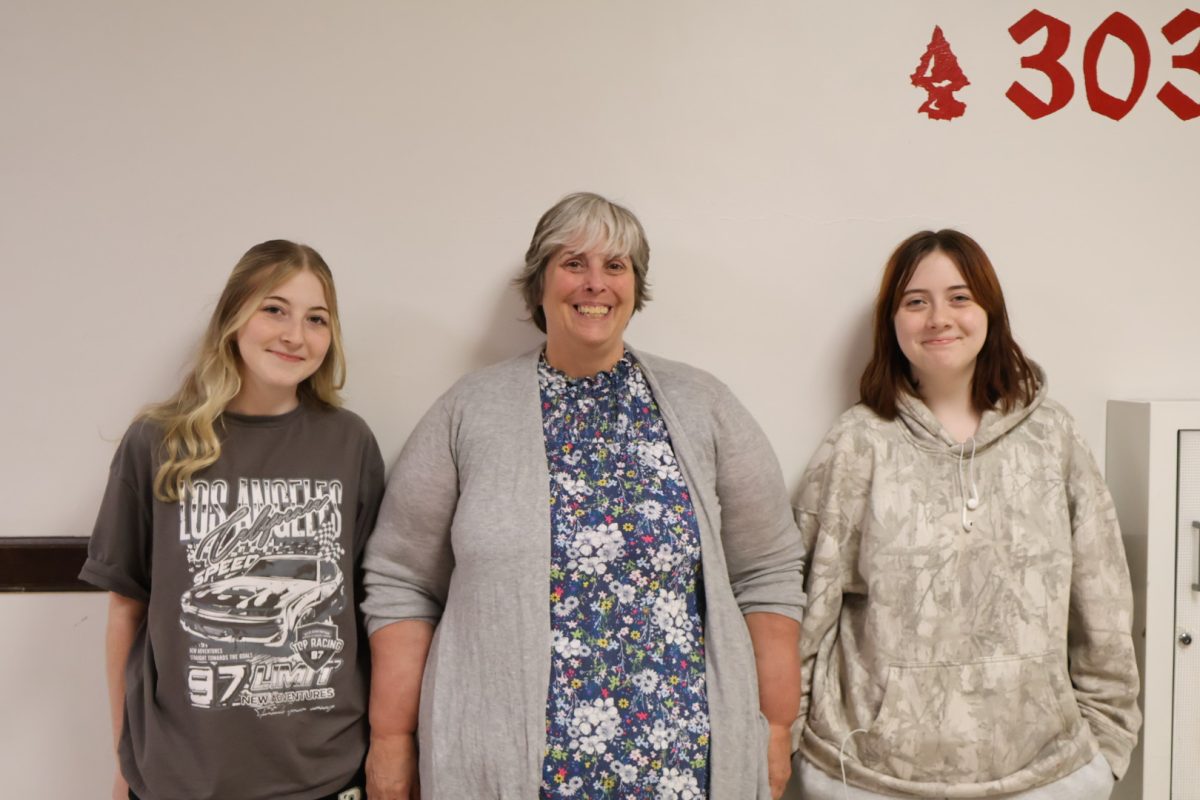 Juniors Isabella Roush and Veronica Edmonds with their favorite teacher, Julia Moreland.
"She's a really good teacher, and I actually understand math now," Roush said.
"She just lets me talk a lot and I really appreciate that," Edmonds said. 